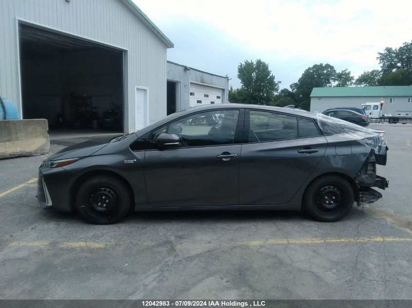 2018 Toyota Prius Prime VIN: JTDKARFP1J3081119 Lot: 12042983