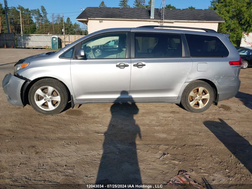 2013 Toyota Sienna V6 7 Passenger VIN: 5TDZK3DC7DS396471 Lot: 12043034