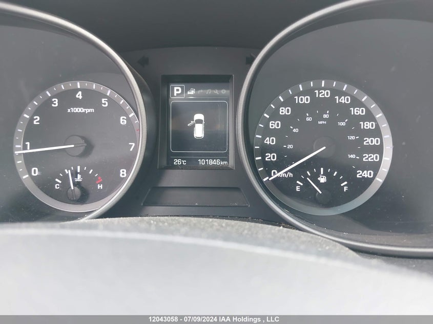 2017 Hyundai Santa Fe Sport 2.4 Luxury VIN: 5XYZUDLBXHG486483 Lot: 12043058