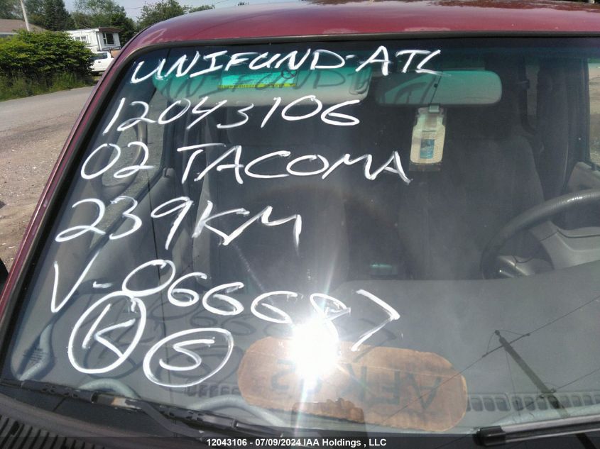 2002 Toyota Tacoma Xtracab VIN: 5TEVL52N82Z066687 Lot: 12043106