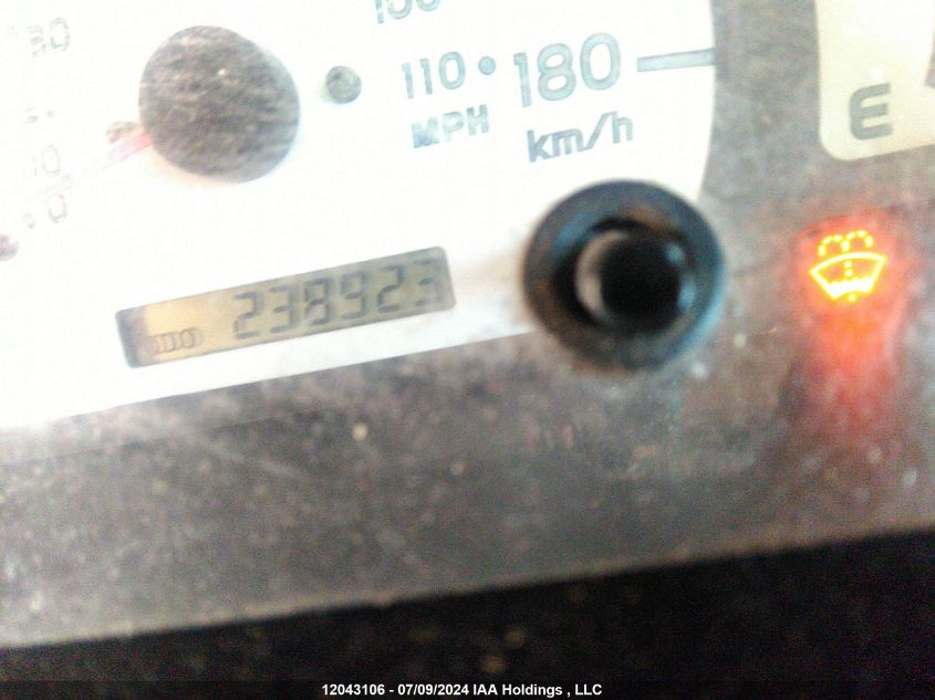 2002 Toyota Tacoma Xtracab VIN: 5TEVL52N82Z066687 Lot: 12043106