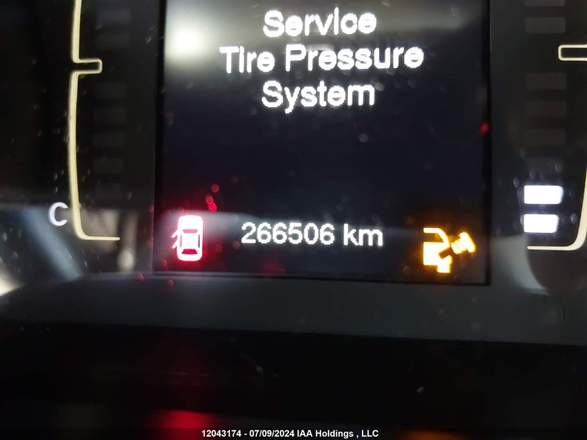 2015 Jeep Cherokee North VIN: 1C4PJLCB6FW711847 Lot: 12043174