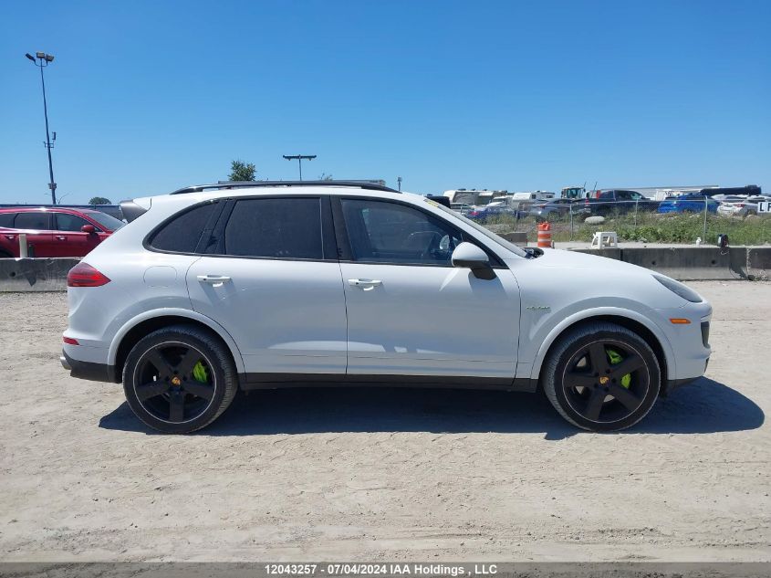 2017 Porsche Cayenne Se Hybrid/Platinum VIN: WP1AE2A20HLA68485 Lot: 12043257