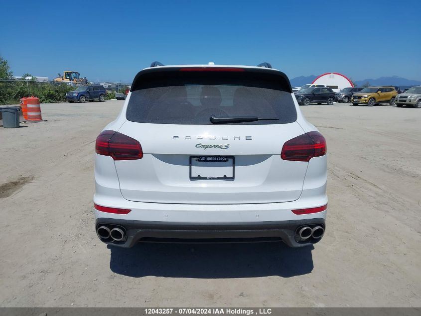 2017 Porsche Cayenne Se Hybrid/Platinum VIN: WP1AE2A20HLA68485 Lot: 12043257