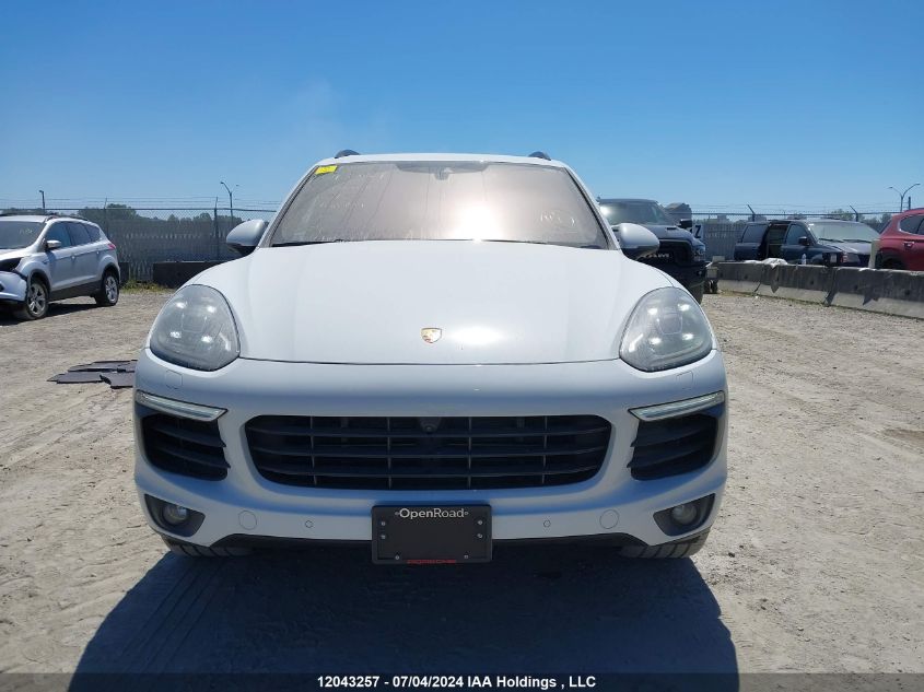 2017 Porsche Cayenne Se Hybrid/Platinum VIN: WP1AE2A20HLA68485 Lot: 12043257