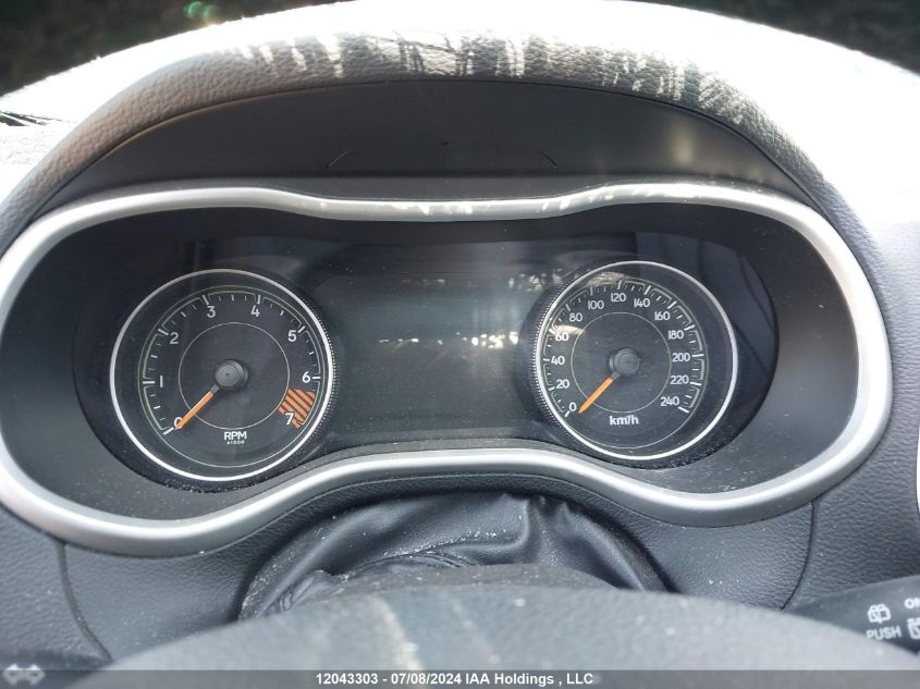 2015 Jeep Cherokee Trailhawk VIN: 1C4PJMBB3FW726801 Lot: 12043303