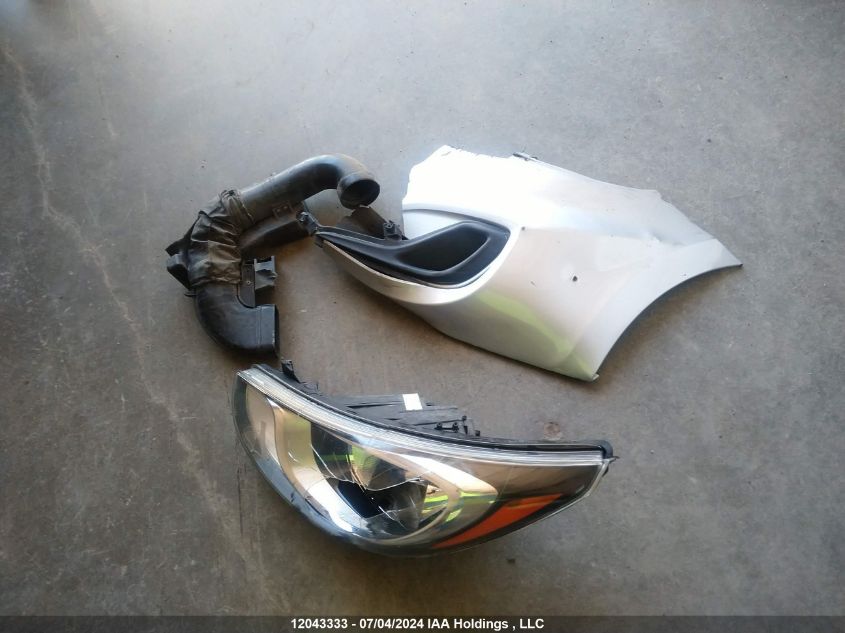 2013 Hyundai Accent Gls/Gs VIN: KMHCT5AE3DU107369 Lot: 12043333