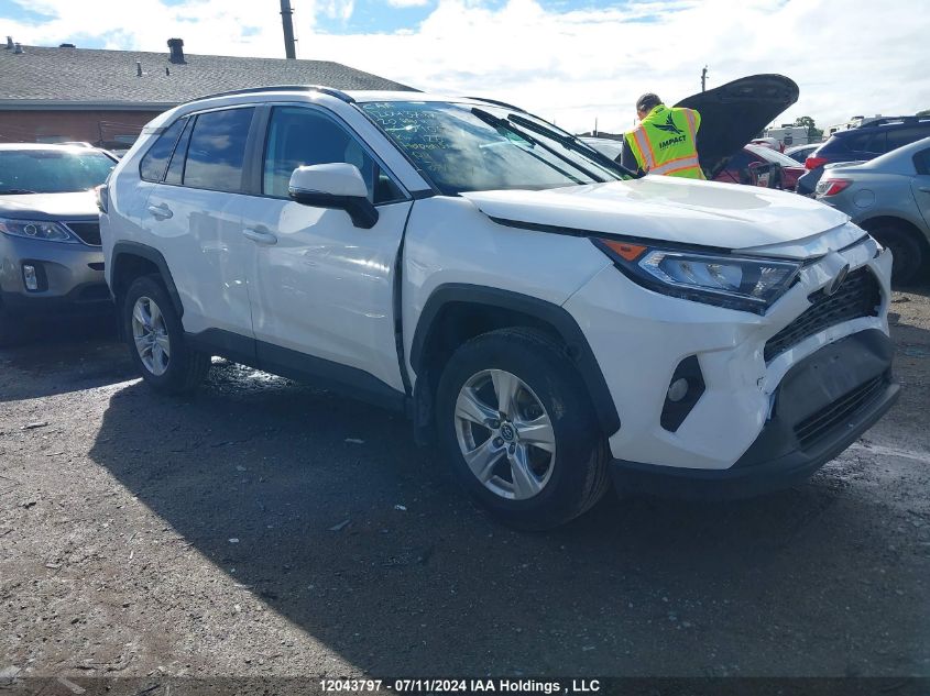 2020 Toyota Rav4 Xle/Xle Premium VIN: 2T3R1RFV6LW104052 Lot: 12043797