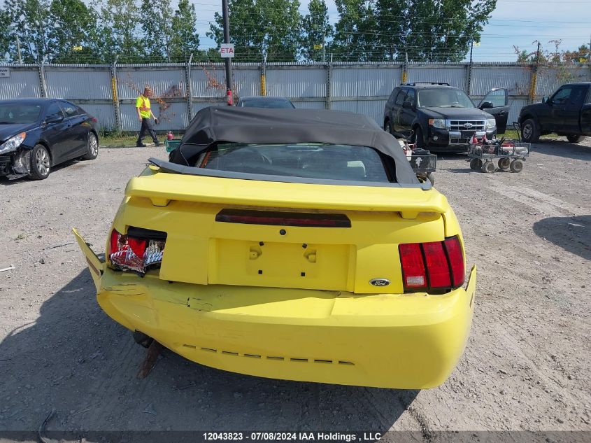 2001 Ford Mustang VIN: 1FAFP444X1F205999 Lot: 12043823