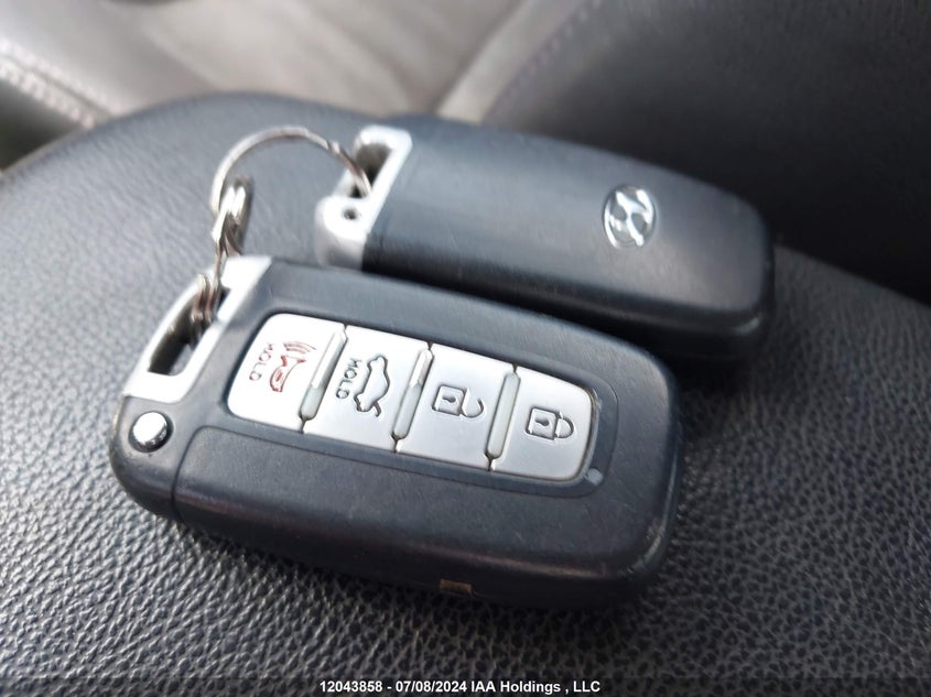 2012 Hyundai Elantra Limited VIN: 5NPDH4AE8CH124830 Lot: 12043858