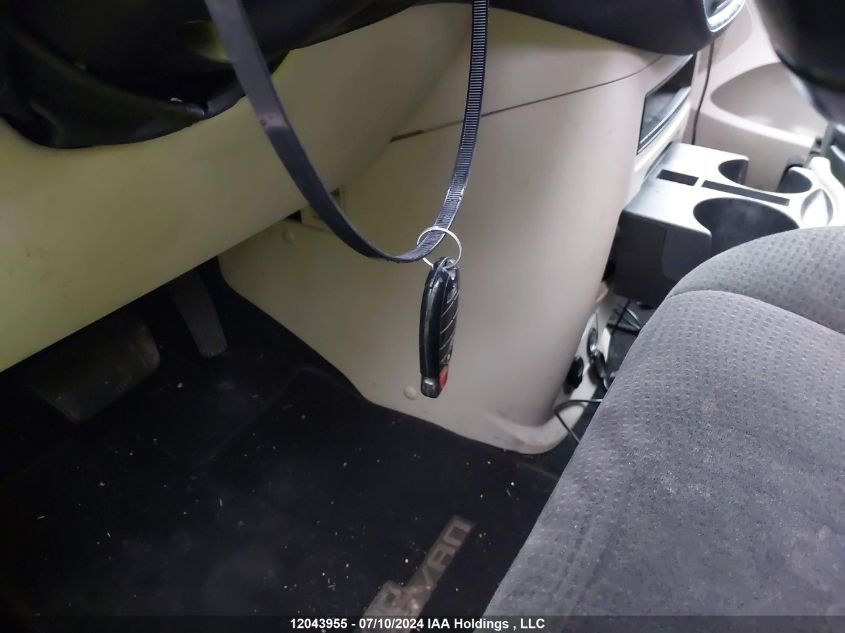 2011 Dodge Grand Caravan Express VIN: 2D4RN4DG1BR772686 Lot: 12043955