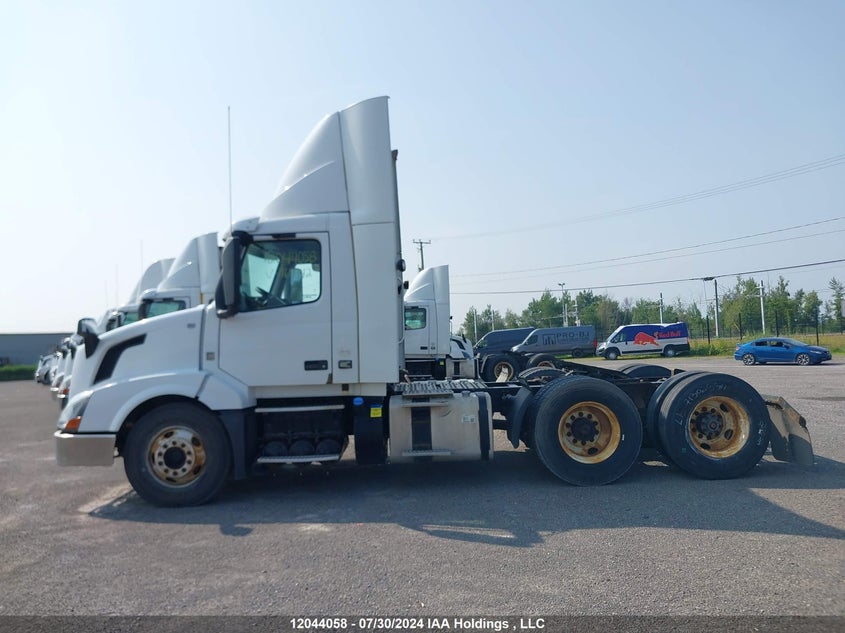 2014 Volvo Vn L VIN: 4V4N99EG0EN169942 Lot: 12044058