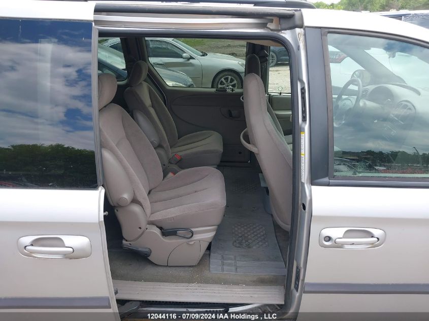 2002 Dodge Grand Caravan VIN: 2B4GP44R32R669069 Lot: 12044116