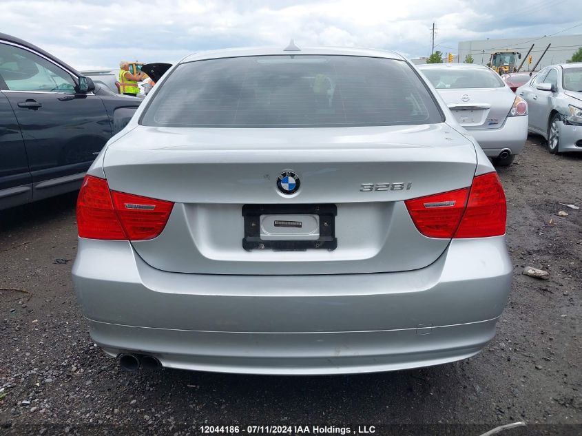 2011 BMW 328 Xi VIN: WBAPK7C55BA819220 Lot: 12044186