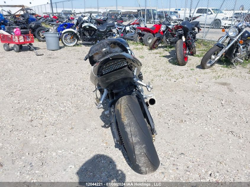 2005 Suzuki Gsx-R600 K VIN: JS1GN7CA052101414 Lot: 12044221