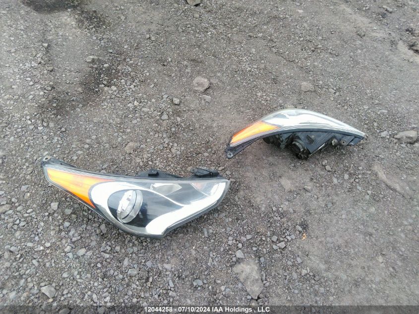 2014 Hyundai Veloster VIN: KMHTC6AD1EU206951 Lot: 12044258