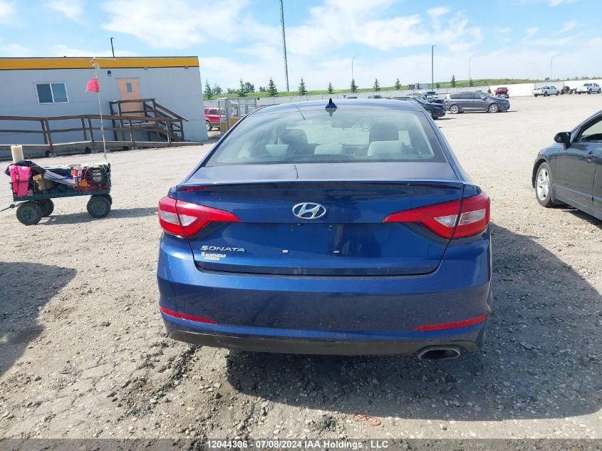 2015 Hyundai Sonata Gl VIN: 5NPE24AF4FH055962 Lot: 12044306