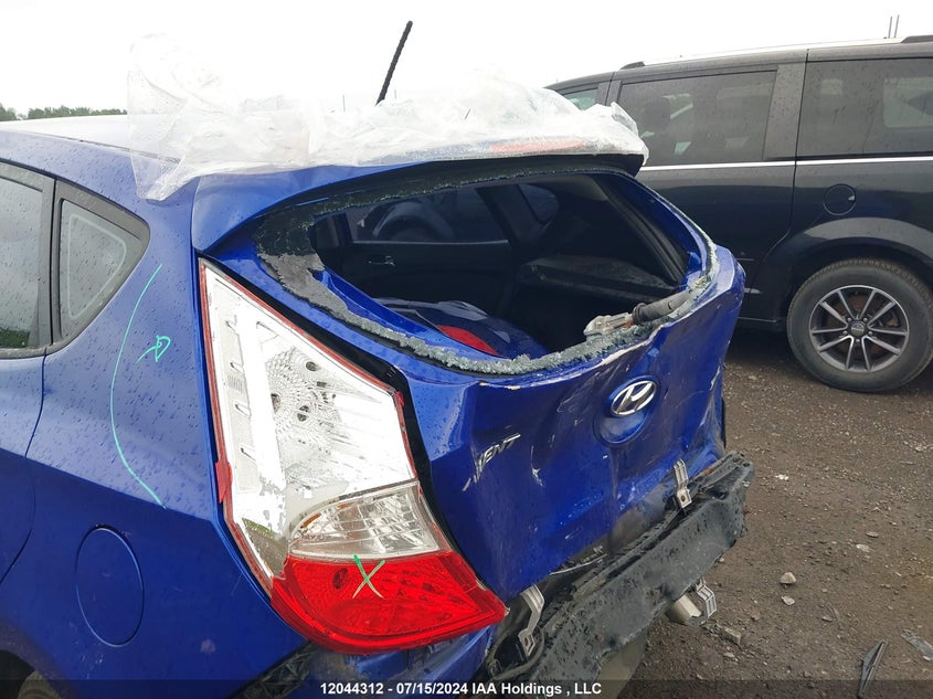 2012 Hyundai Accent Gls/Gs/Se VIN: KMHCU5AEXCU043553 Lot: 12044312