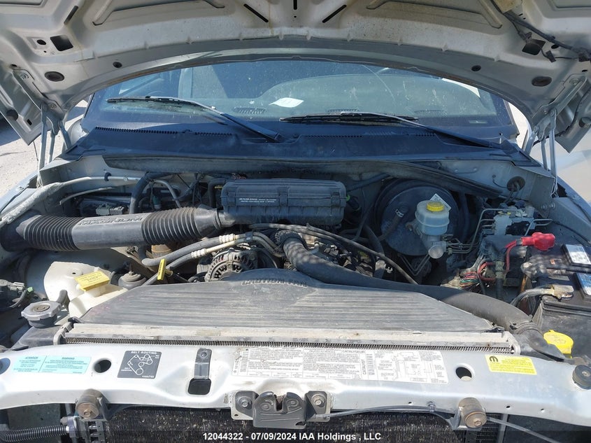 2001 Dodge Ram 1500 VIN: 1B7HF13Z61J520037 Lot: 12044322