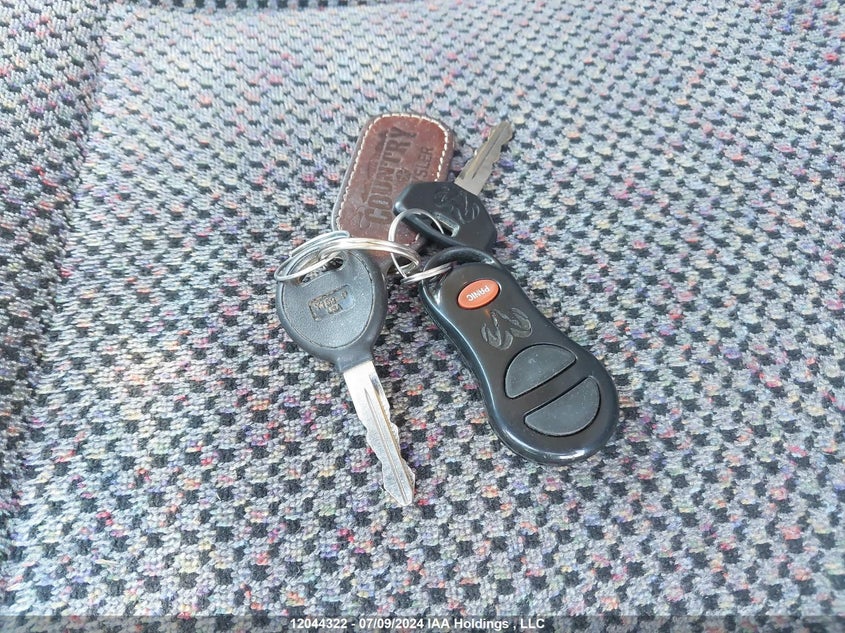 2001 Dodge Ram 1500 VIN: 1B7HF13Z61J520037 Lot: 12044322