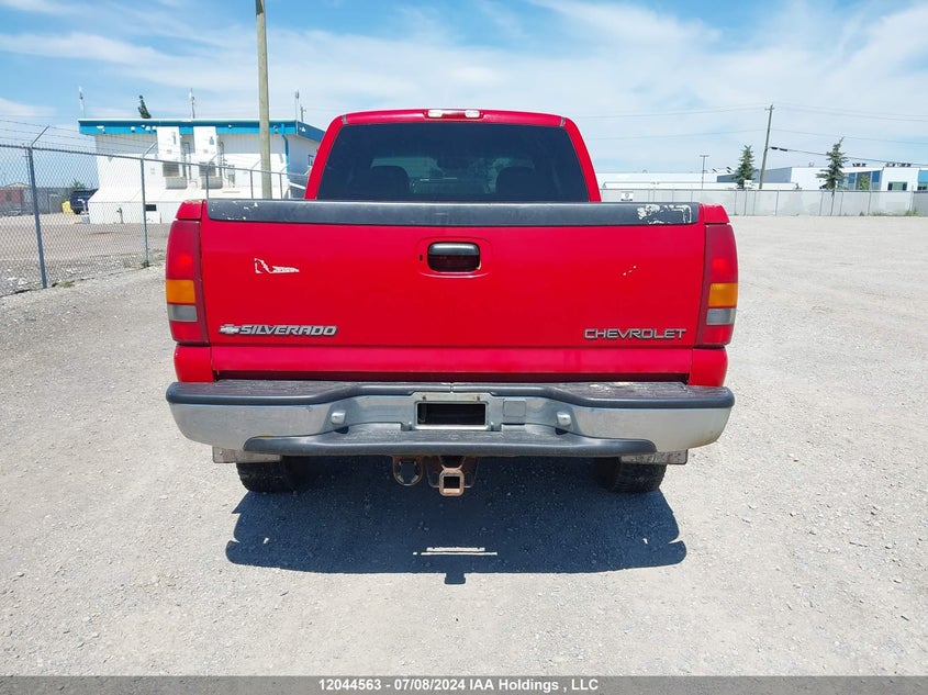 1999 Chevrolet Silverado 2500 VIN: 1GCGK29U7XE161310 Lot: 12044563