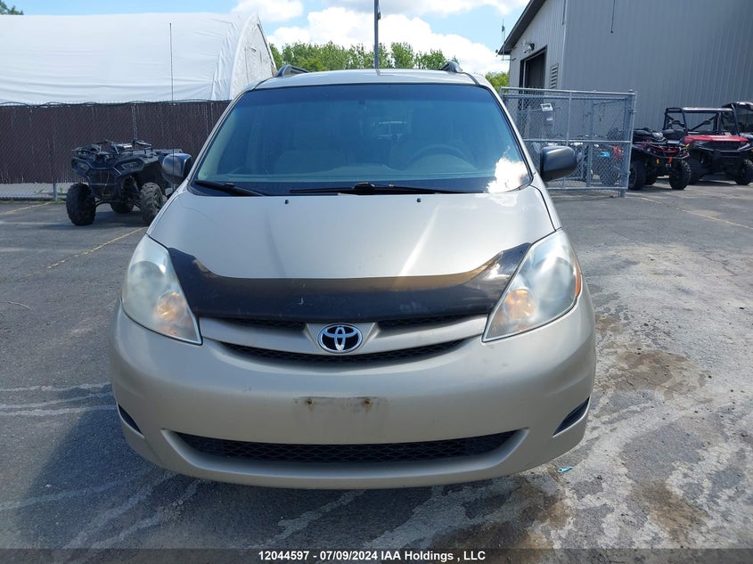 2008 Toyota Sienna Ce VIN: 5TDZK29C08S104927 Lot: 12044597