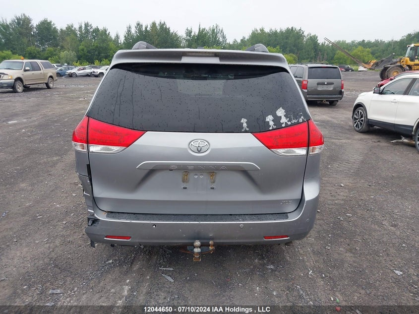 2011 Toyota Sienna Xle/Limited VIN: 5TDYK3DC6BS002435 Lot: 12044650