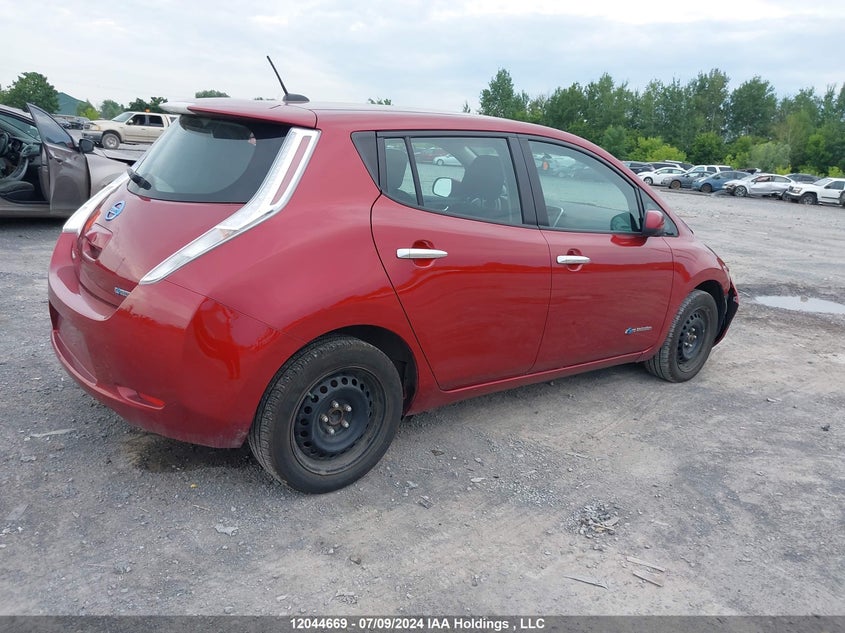 2015 Nissan Leaf S VIN: 1N4AZ0CP5FC328076 Lot: 12044669