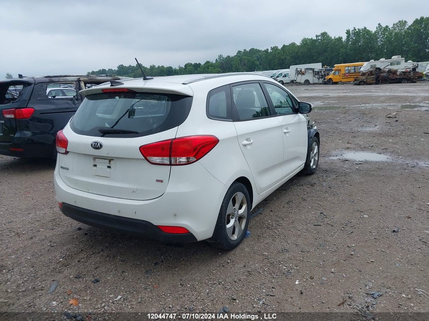 2016 Kia Rondo VIN: KNAHT8A38G7129457 Lot: 12044747