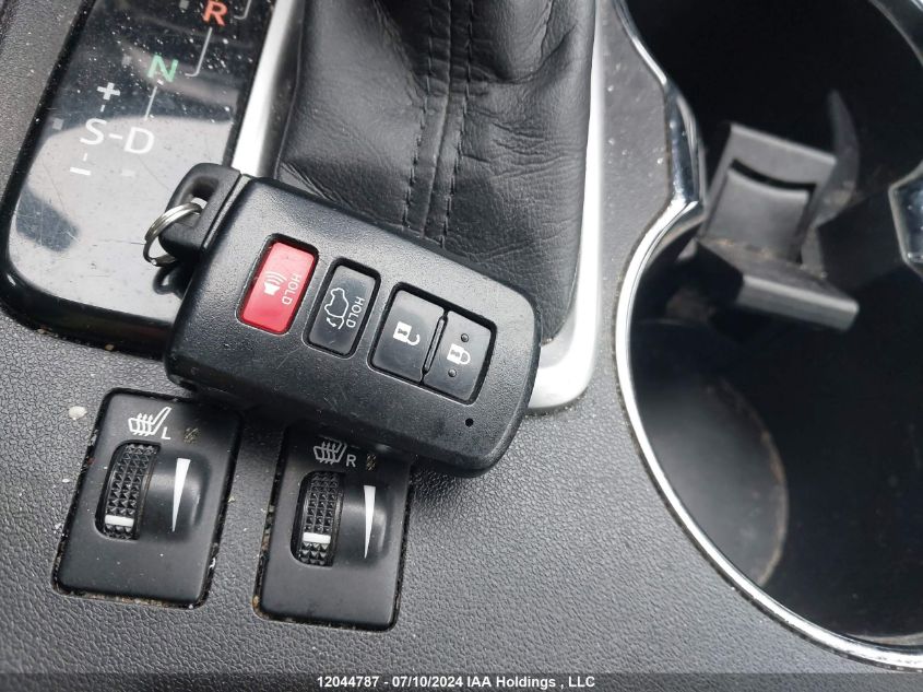 2017 Toyota Highlander VIN: 5TDJZRFH7HS511015 Lot: 12044787