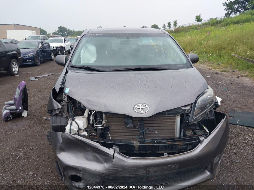 2015 Toyota Sienna Sport VIN: 5TDXK3DC2FS638805 Lot: 12044970