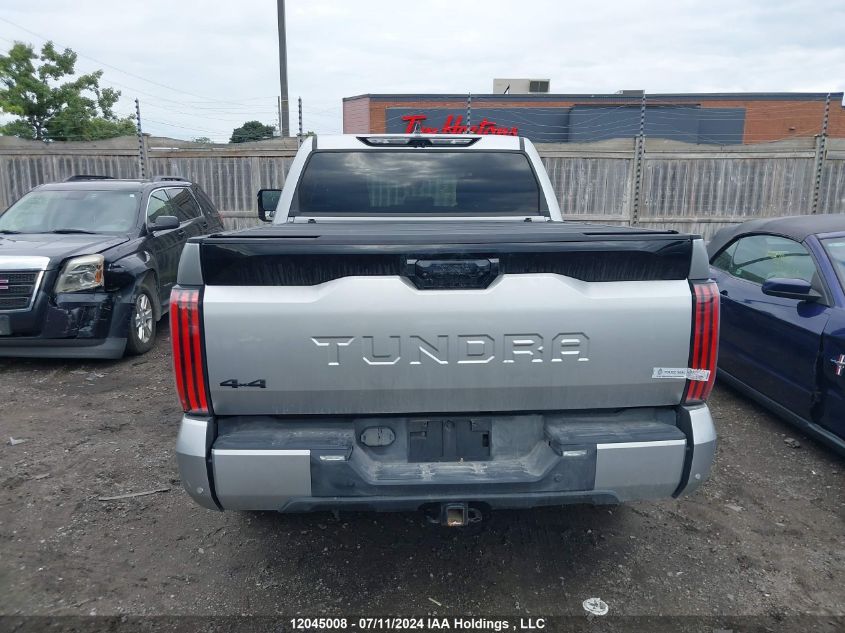 2022 Toyota Tundra Crewmax Platinum/Crewmax 1794 VIN: 5TFNA5DBXNX012571 Lot: 12045008