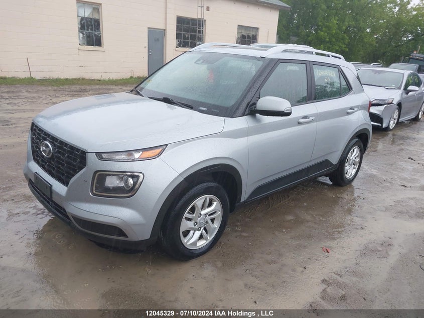 2022 Hyundai Venue Preferred VIN: KMHRC8A32NU167980 Lot: 12045329