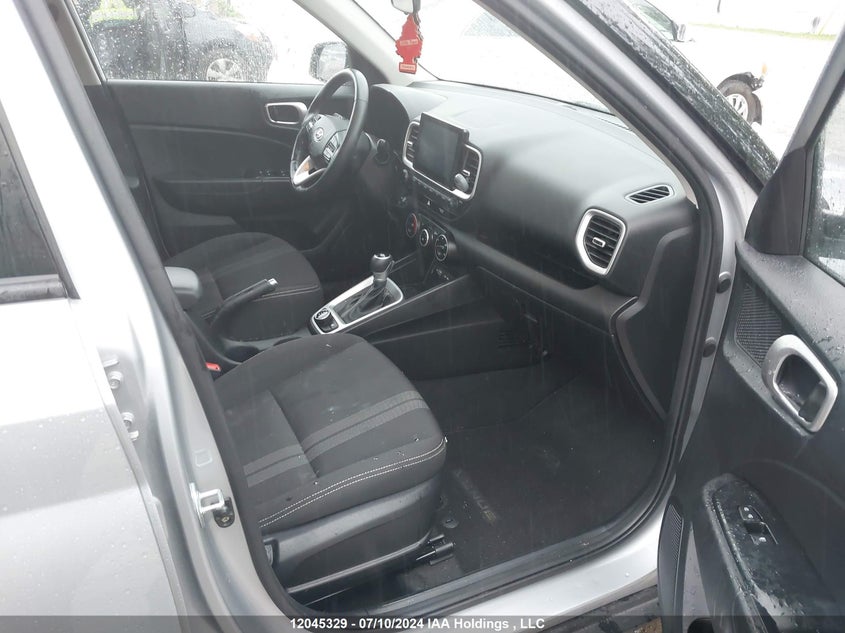 2022 Hyundai Venue Preferred VIN: KMHRC8A32NU167980 Lot: 12045329