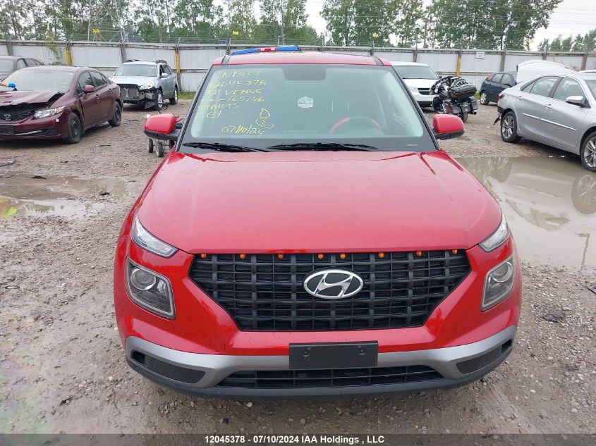 2022 Hyundai Venue VIN: KMHRB8A38NU165766 Lot: 12045378