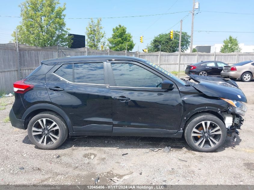 2018 Nissan Kicks S/Sr/Sv VIN: 3N1CP5CU1JL513947 Lot: 12045456