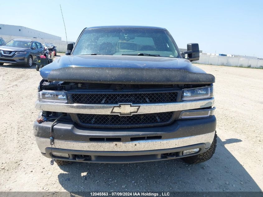 2002 Chevrolet Silverado K2500 Heavy Duty VIN: 1GCHK29182E281894 Lot: 12045563