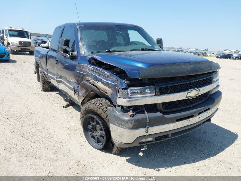 2002 Chevrolet Silverado K2500 Heavy Duty VIN: 1GCHK29182E281894 Lot: 12045563