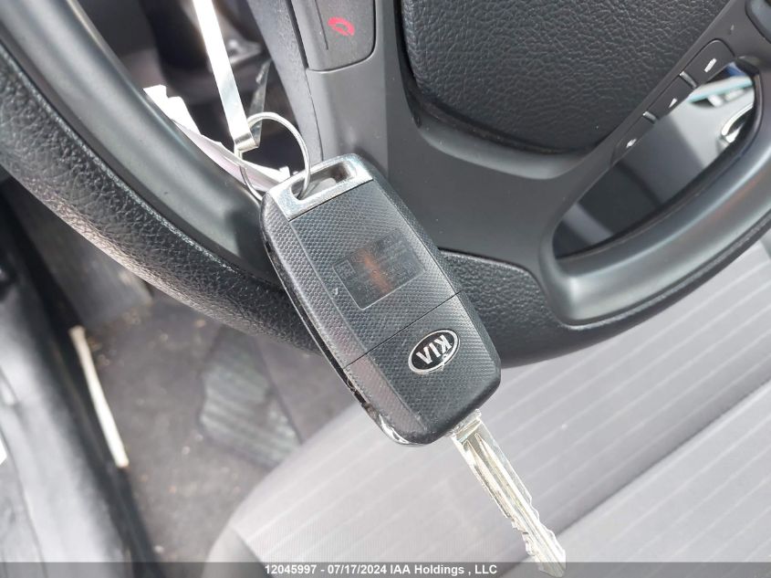 2018 Kia Forte VIN: 3KPFL4A71JE225489 Lot: 12045997