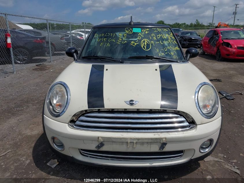 2009 Mini Cooper VIN: WMWMR33589TU95606 Lot: 12046299