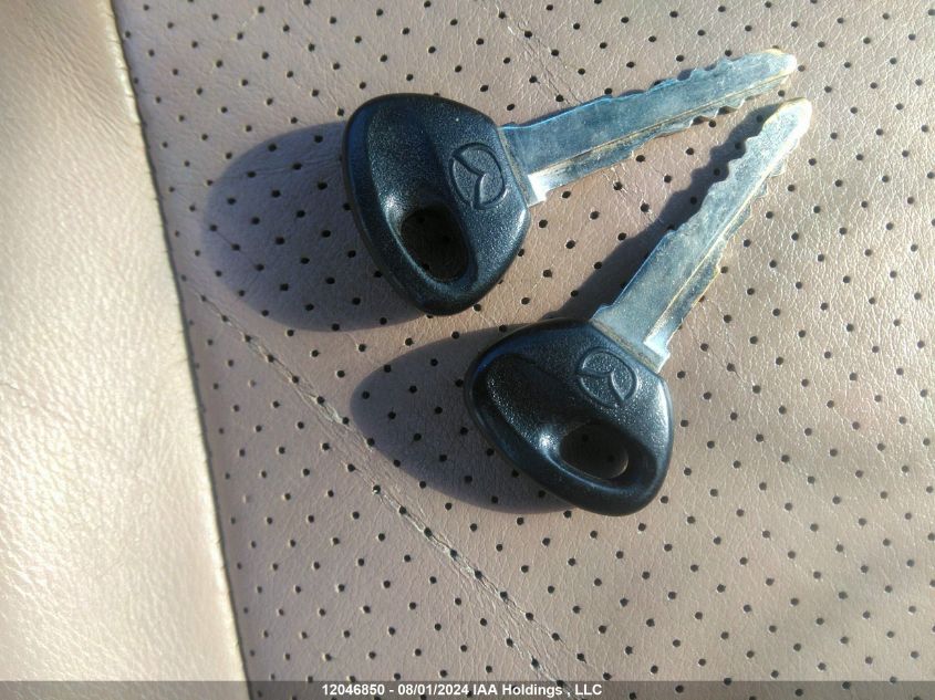 2001 Mazda Miata VIN: JM1NB353310206371 Lot: 12046850