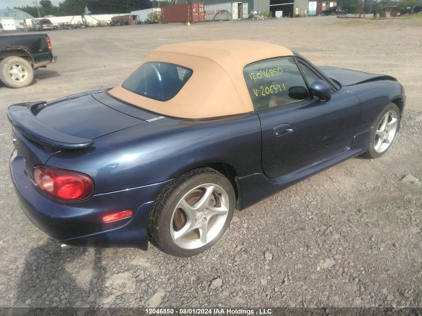 2001 Mazda Miata VIN: JM1NB353310206371 Lot: 12046850