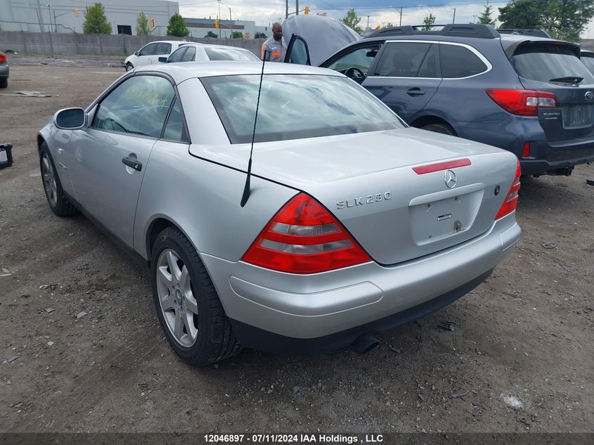 1998 Mercedes-Benz Slk Class VIN: WDBKK47F9WF046578 Lot: 12046897