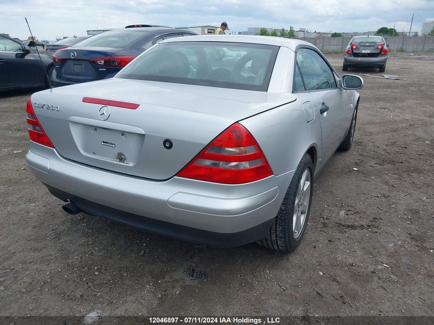 1998 Mercedes-Benz Slk Class VIN: WDBKK47F9WF046578 Lot: 12046897