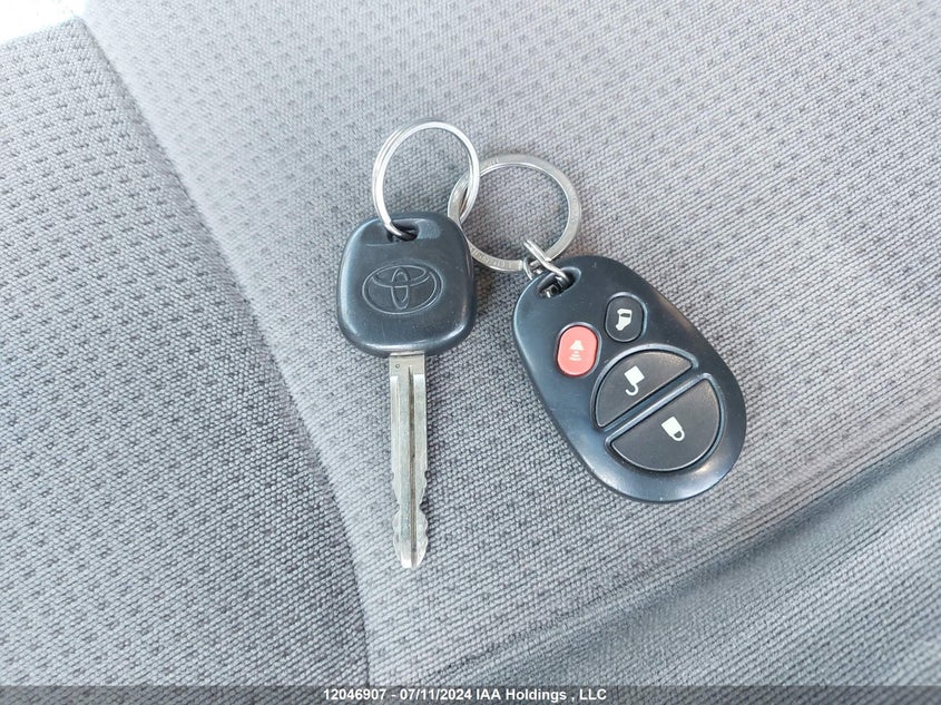 2004 Toyota Sienna Ce/Le VIN: 5TDZA23C34S024527 Lot: 12046907