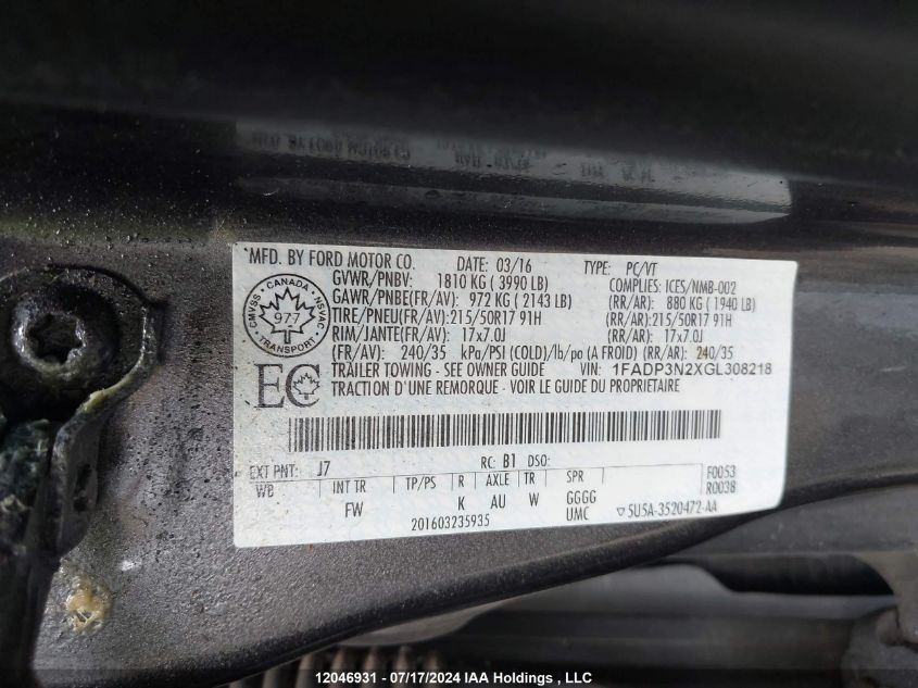 1FADP3N2XGL308218 2016 Ford Focus Titanium