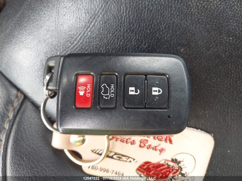 2019 Toyota Highlander Xle VIN: 5TDJZRFH3KS704799 Lot: 12047032