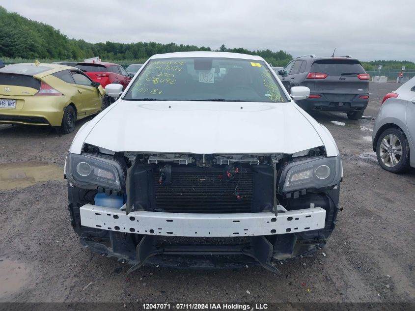 2022 Chrysler 300 Touring L VIN: 2C3CCADG7NH236492 Lot: 12047071