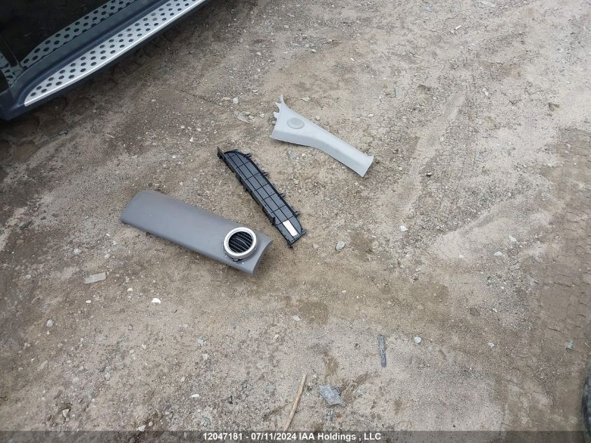 2007 Honda Element VIN: 5J6YH18787L800261 Lot: 12047181