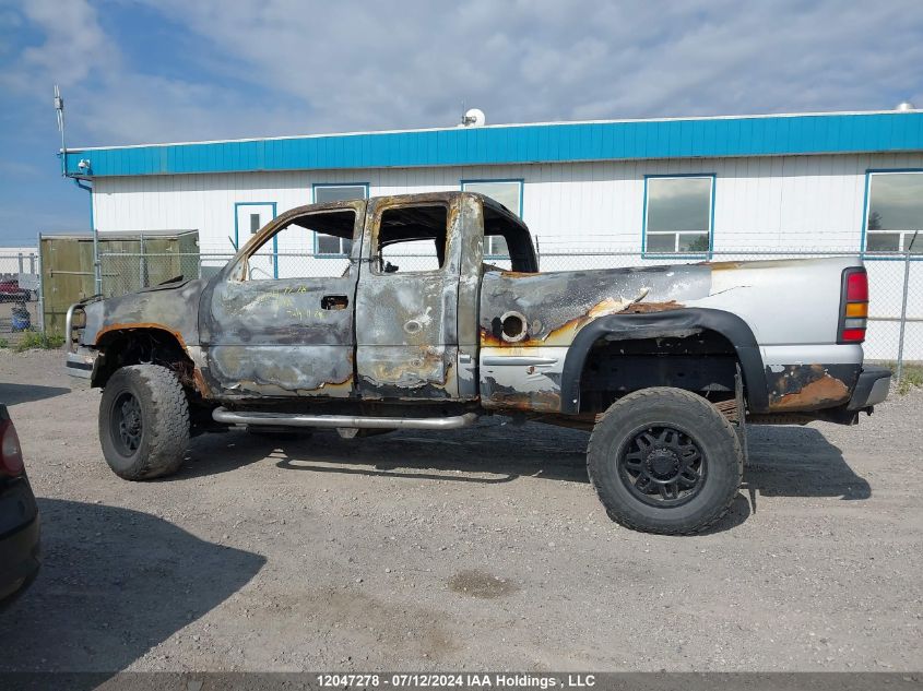 2002 GMC Sierra K2500 Heavy Duty VIN: 1GTHK29132E275257 Lot: 12047278